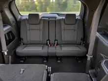 2017 Ford Explorer XLT — photograph 8