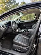 2013 Ford Fusion — photograph 9